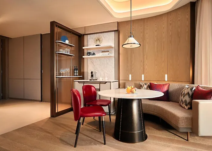 - Epic Tower 5* Macau