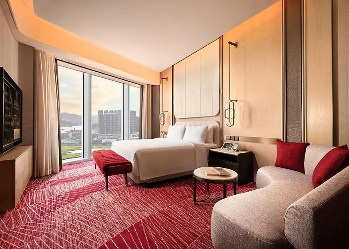 - Epic Tower 5* Macau