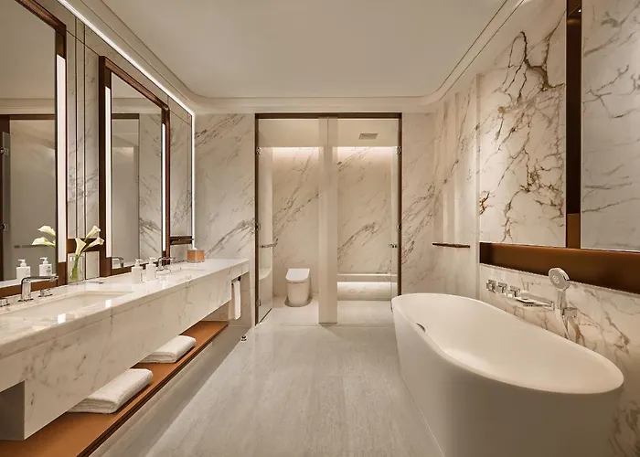- Epic Tower Hotel 5*