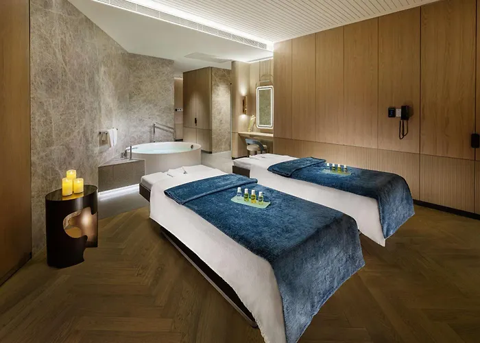 - Epic Tower Hotel Macau