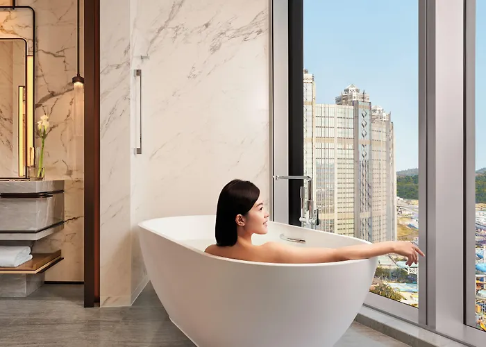 - Epic Tower 5*